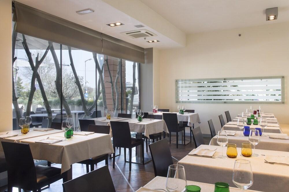 Courtyard By Marriott Venice Airport Tessera Εξωτερικό φωτογραφία