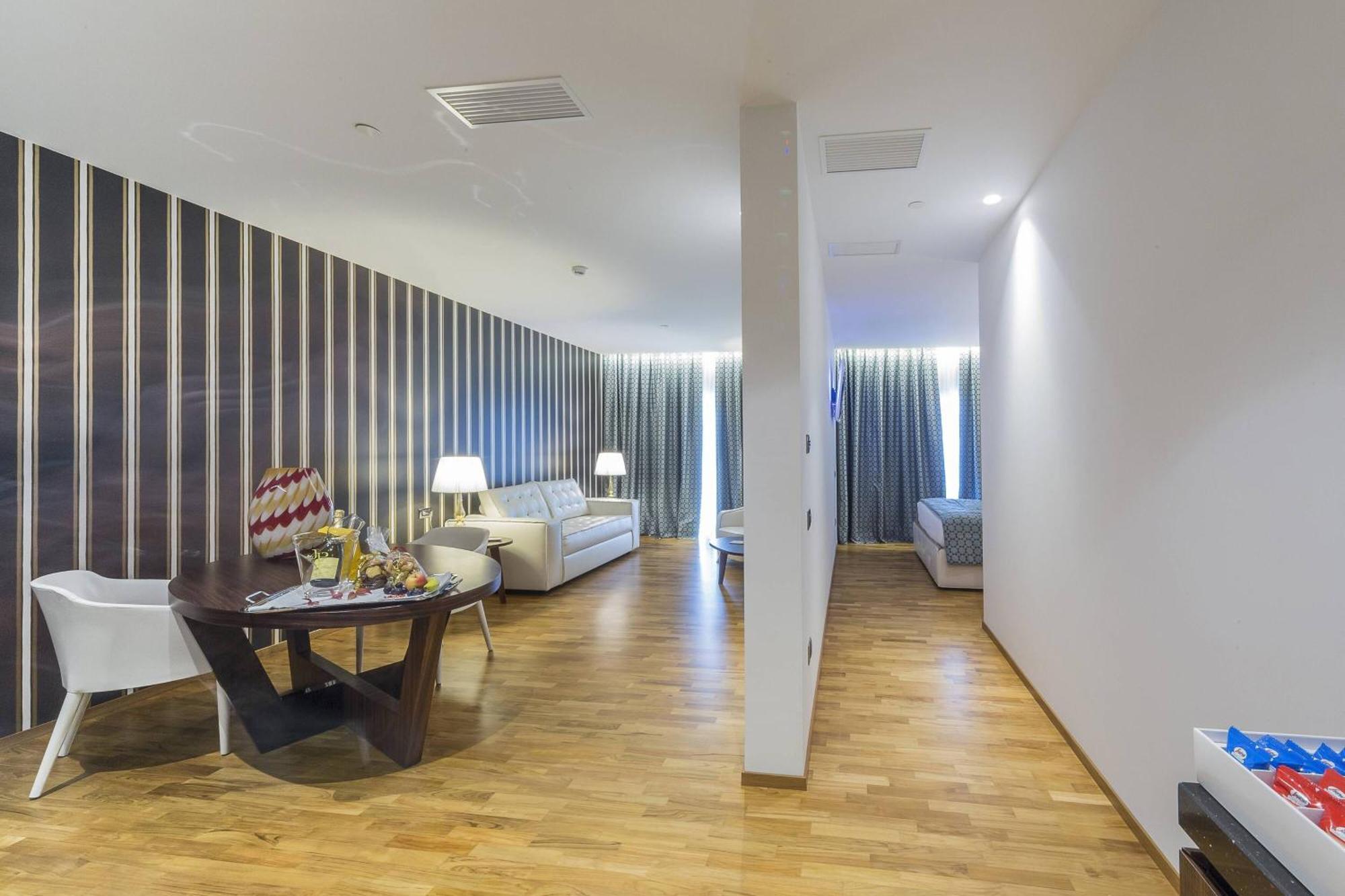Courtyard By Marriott Venice Airport Tessera Εξωτερικό φωτογραφία