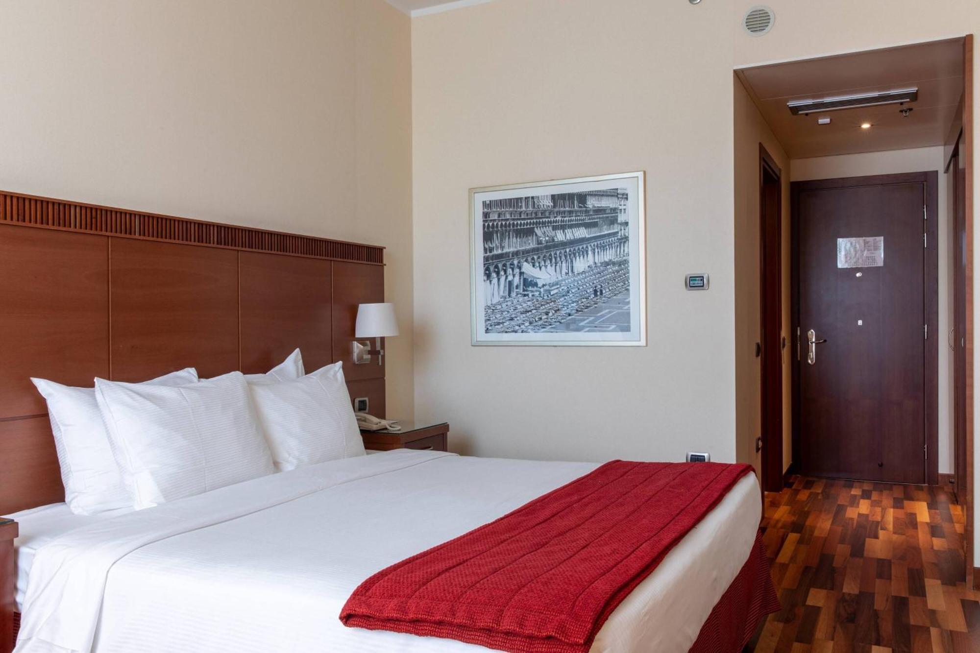 Courtyard By Marriott Venice Airport Tessera Εξωτερικό φωτογραφία